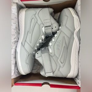 Fila - Multiverse - 1CM00703-063 - GGRY/GGRY/WHT - Size 10 Men's Shoes